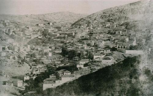 Η πιο παλιά φωτογραφία του χωριού στα 1880 περίπου.